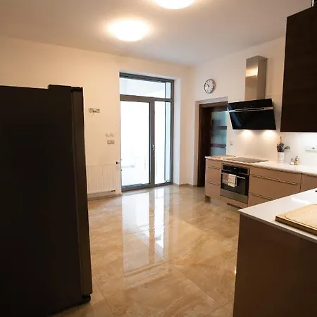 Black Field Apartment Brno Exterior photo
